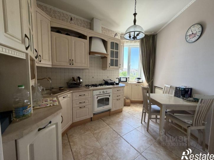 3-комн квартира ул Космонавтов, 7,  д. 7