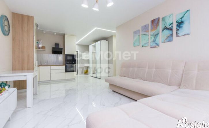 3-комн квартира Яркий бульвар, 10,  д. 10