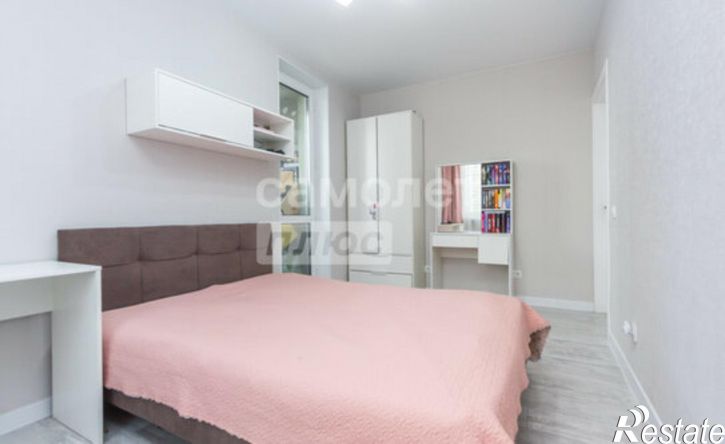 3-комн квартира Яркий бульвар, 10,  д. 10