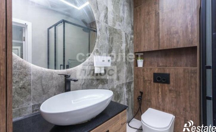 3-комн квартира Яркий бульвар, 10,  д. 10
