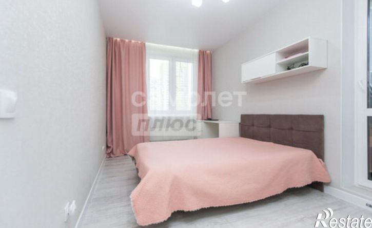 3-комн квартира Яркий бульвар, 10,  д. 10