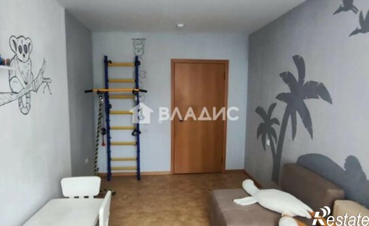 3-комн квартира улица Булата Имашева, 3,  д. 3