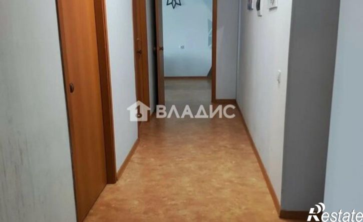 3-комн квартира улица Булата Имашева, 3,  д. 3