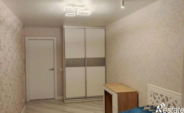 3-комн квартира улица Минигали Губайдуллина, 10,  д. 10