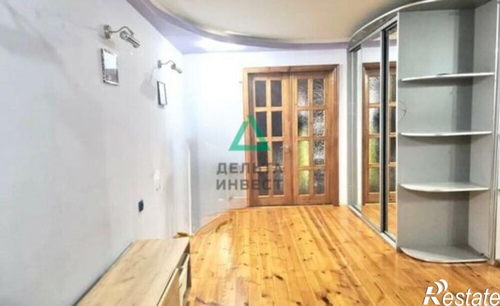 2-комн квартира улица Авроры, 5/10,  д. 5/10