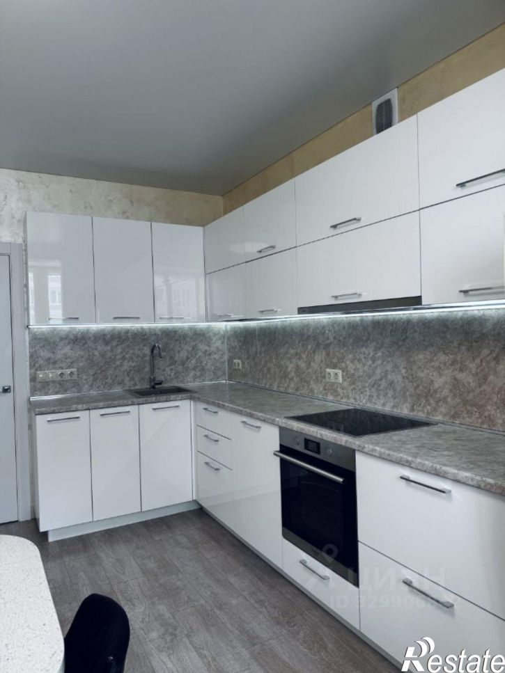 4-комн квартира ул Рихарда Зорге, 63/5,  д. 63/5