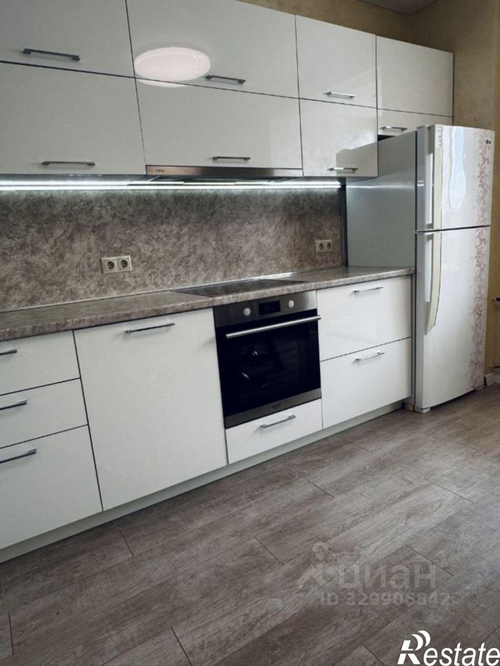 4-комн квартира ул Рихарда Зорге, 63/5,  д. 63/5