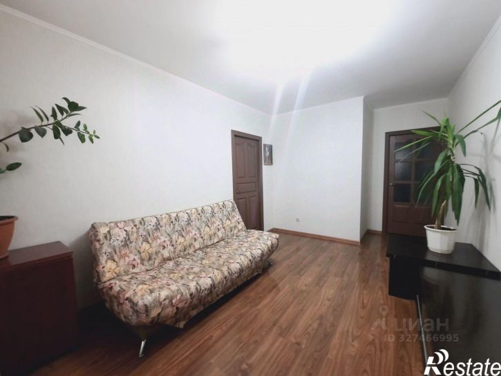 3-комн квартира улица Бессонова, 27,  д. 27