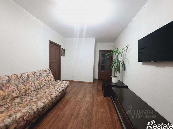 3-комн квартира улица Бессонова, 27,  д. 27