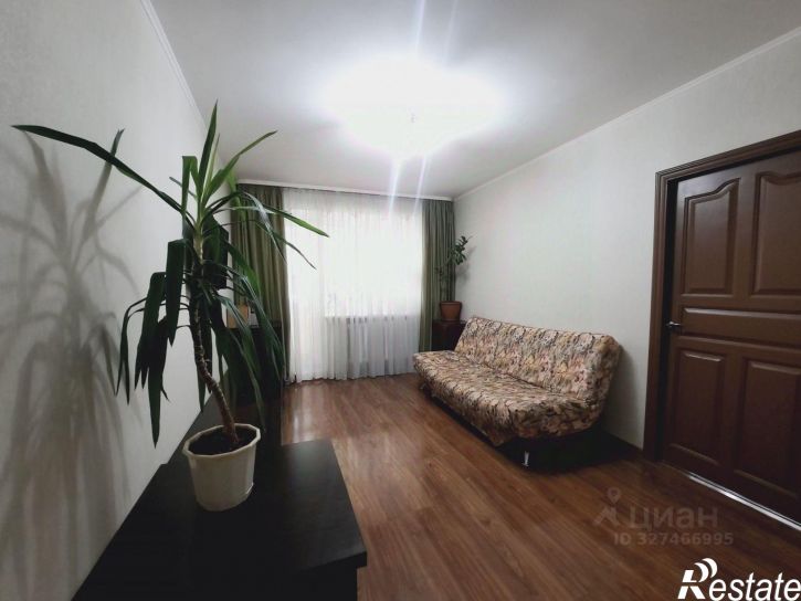 3-комн квартира улица Бессонова, 27,  д. 27