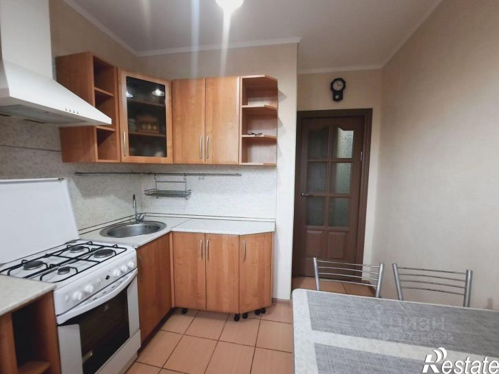 3-комн квартира улица Бессонова, 27,  д. 27