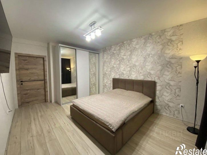 2-комн квартира улица Чапаева, 10,  д. 10
