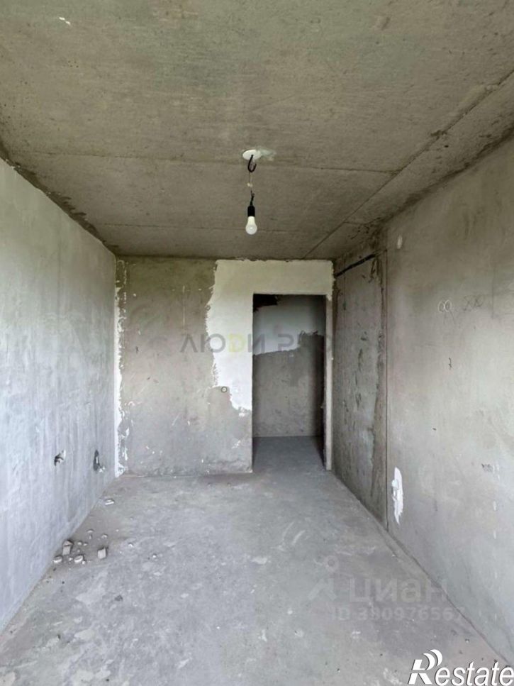 2-комн квартира ул Летчика Кобелева, 1,  д. 1
