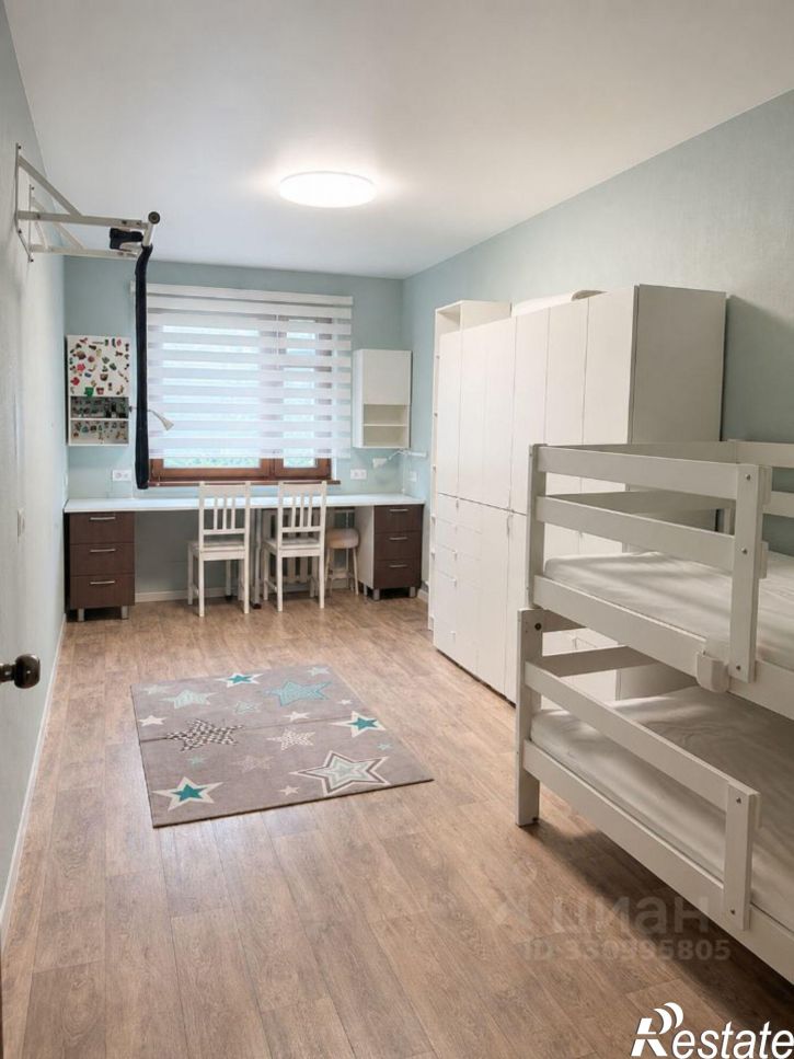 3-комн квартира улица Свердлова, 47,  д. 47