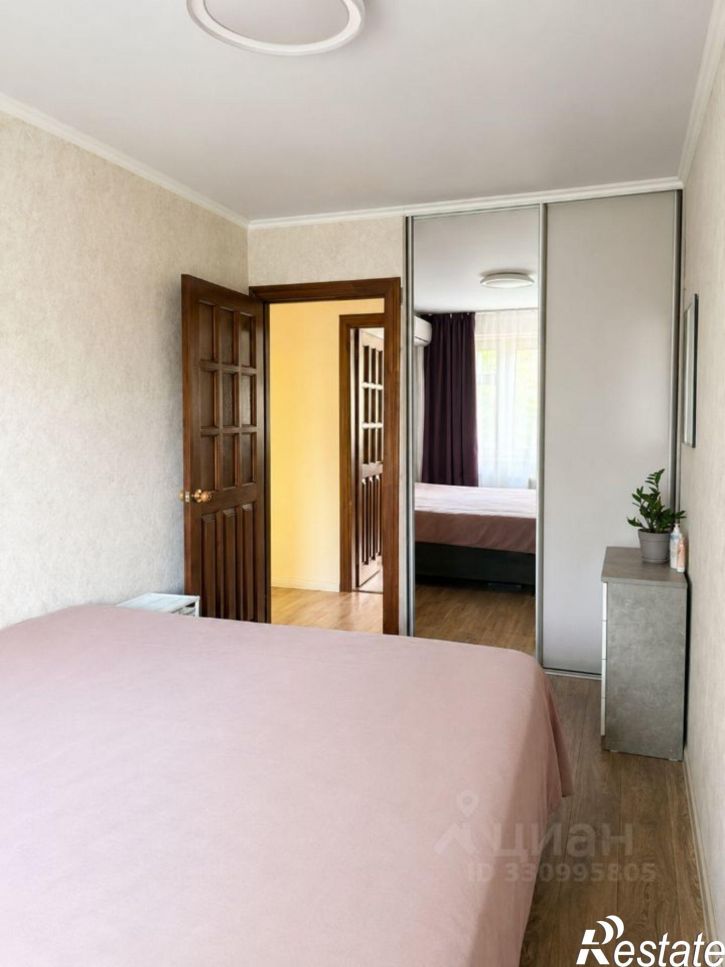 3-комн квартира улица Свердлова, 47,  д. 47