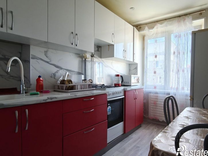 2-комн квартира улица Муксинова, 9,  д. 9