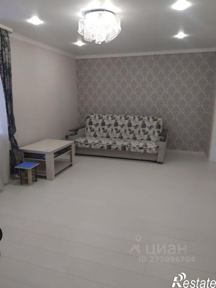 2-комн квартира улица Минигали Губайдуллина, 19/6,  д. 19/6