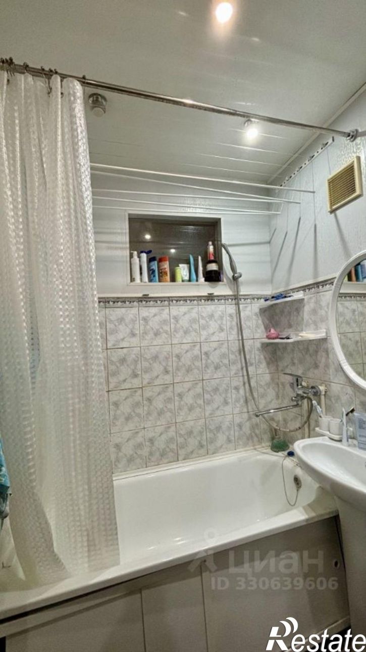 2-комн квартира ул Комарова, 36а,  д. 36а