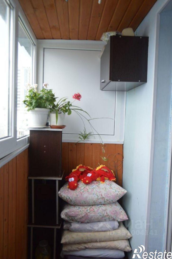 2-комн квартира ул Ахметова, 275/1,  д. 275/1