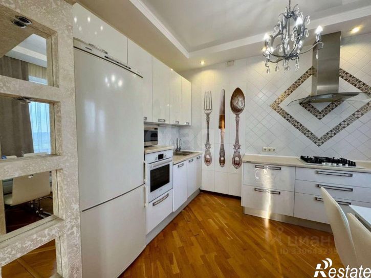 3-комн квартира ул Авроры, 3/1,  д. 3/1