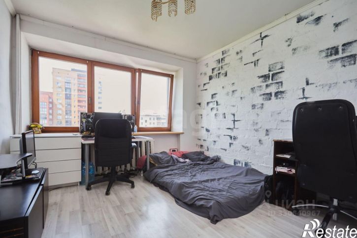 3-комн квартира ул Цюрупы, 27,  д. 27