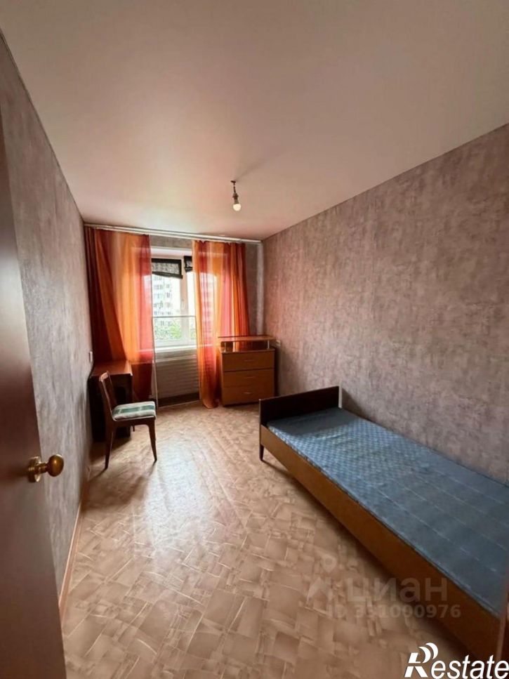2-комн квартира улица Софьи Перовской, 13,  д. 13