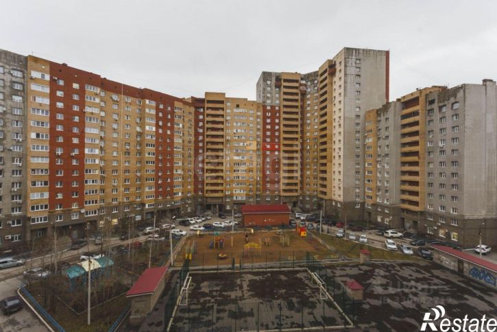 3-комн квартира улица Баязита Бикбая, 42,  д. 42
