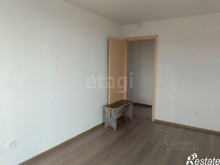 3-комн квартира Златоустовская улица, 20,  д. 20