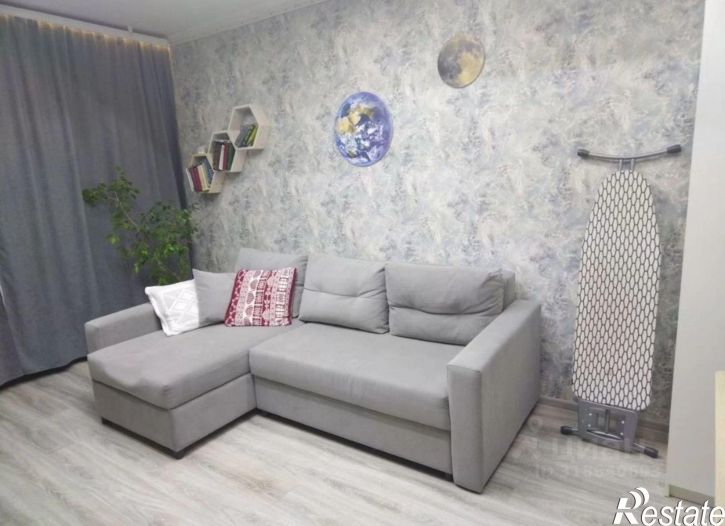 2-комн квартира ул Генерала Кусимова, 15/1,  д. 15/1
