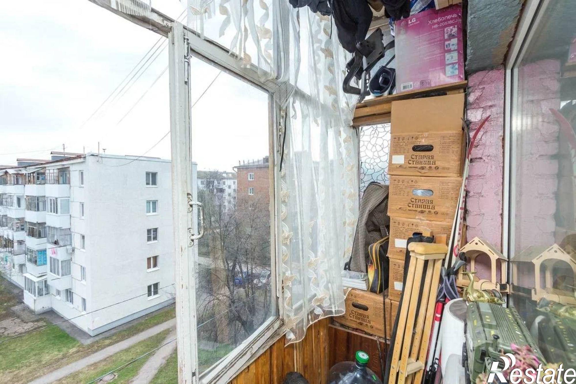 Купить комнату за 1 800 000 рублей на проспект Октября, 24