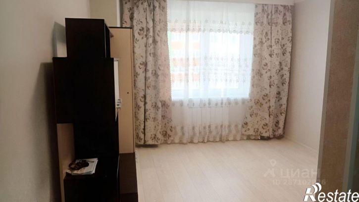 1-комн квартира улица Лётчика Кобелева, 3/2,  д. 3/2