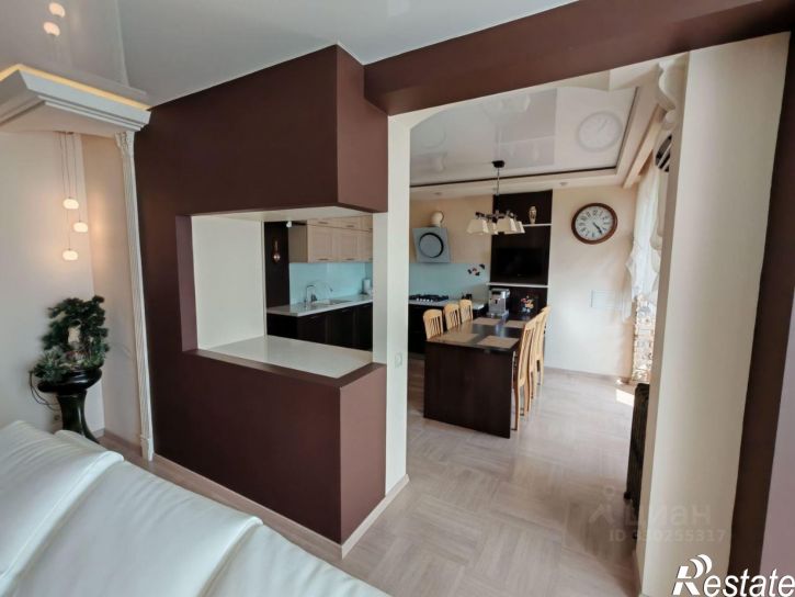 4-комн квартира улица Мира, 16,  д. 16