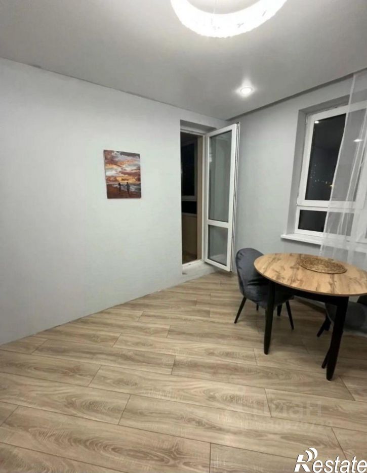 2-комн квартира улица Воинов-Интернационалистов, 5,  д. 5