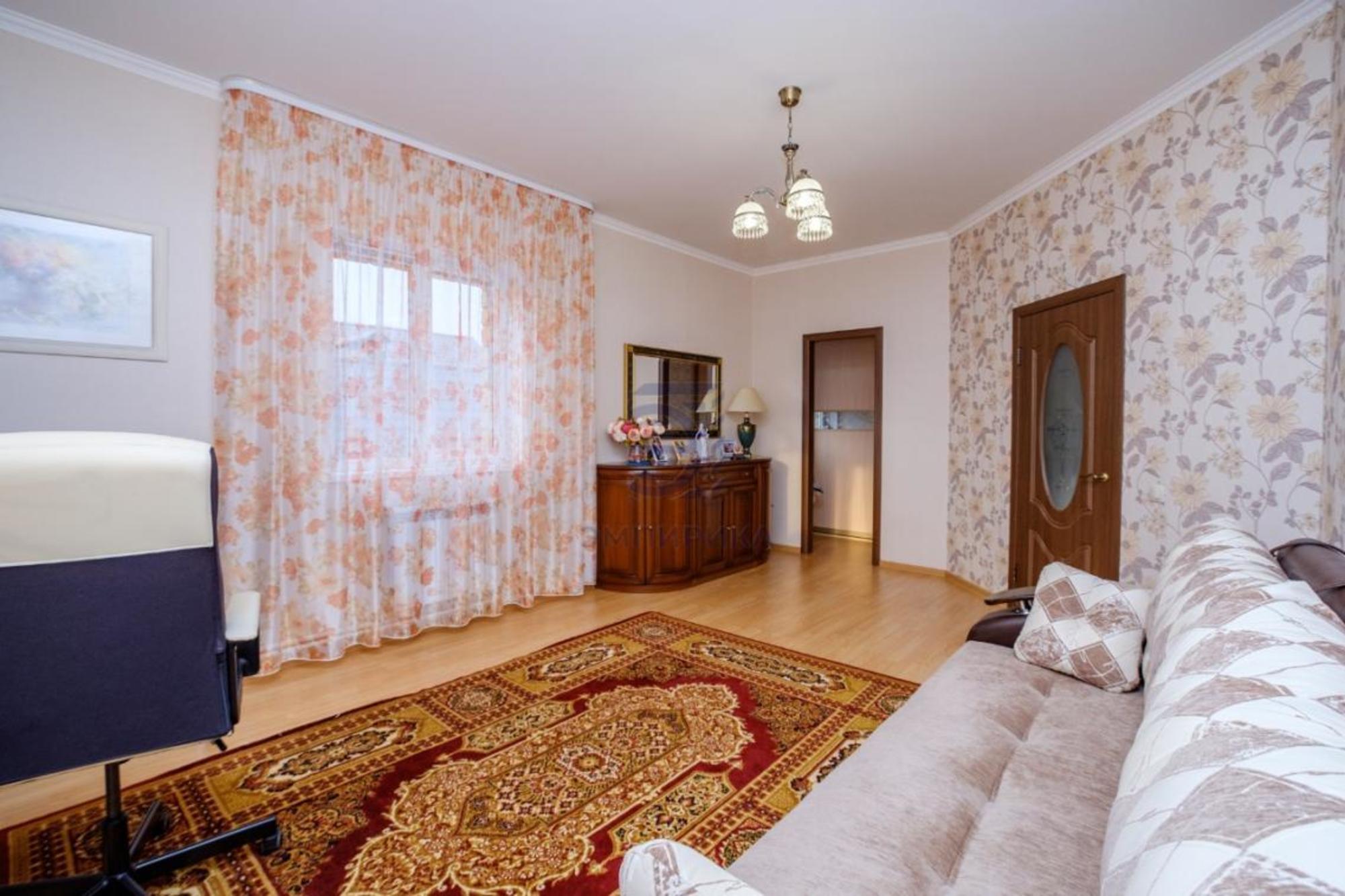 Купить дачу, дом, коттедж за 16 200 000 рублей на Авиастроителей, 5