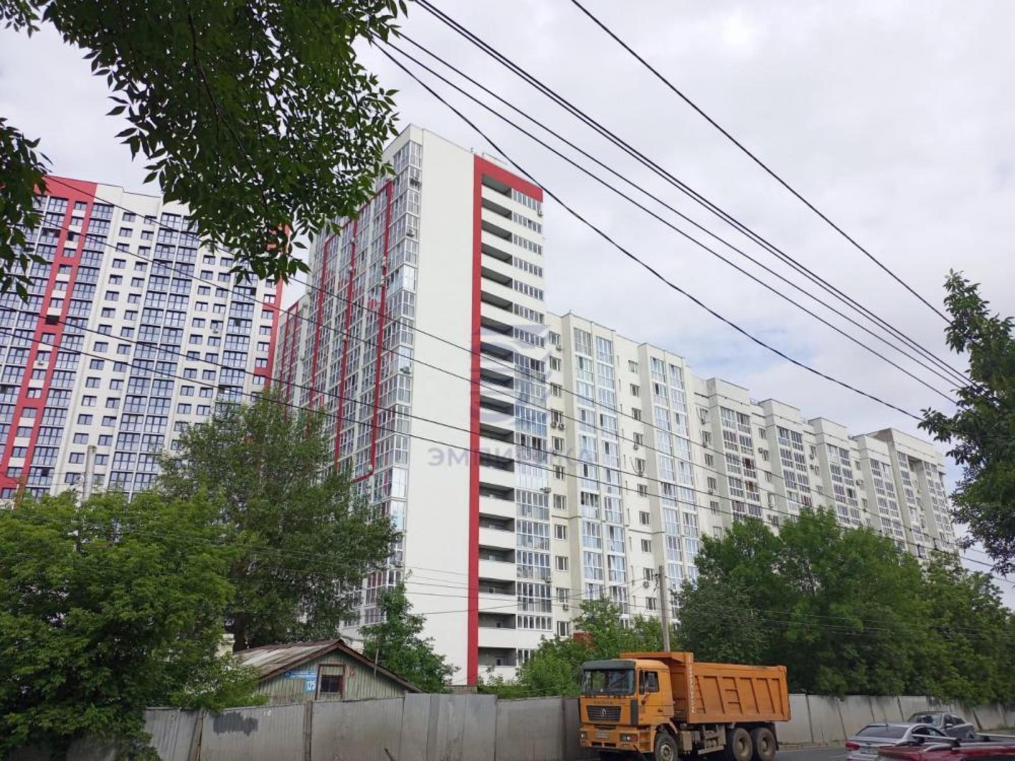Купить квартиру за 10 200 000 рублей на Степана Кувыкина, 45