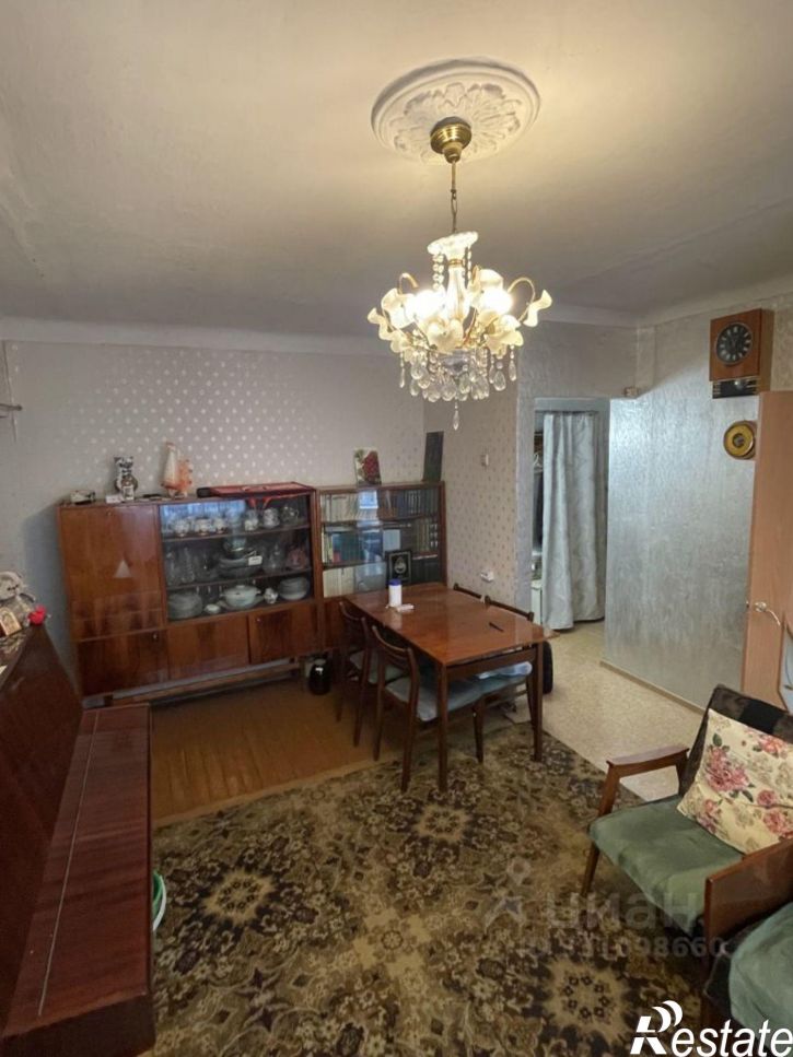 3-комн квартира ул 40 лет Октября, 8/15,  д. 8/15