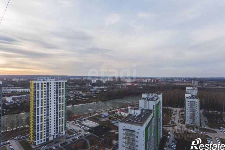 3-комн квартира Яркий бульвар, 5,  д. 5