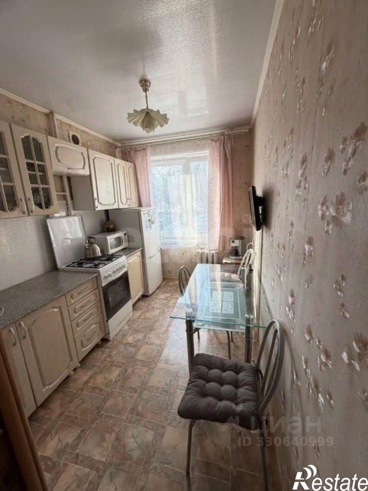 3-комн квартира улица Кирова, 101/3,  д. 101/3