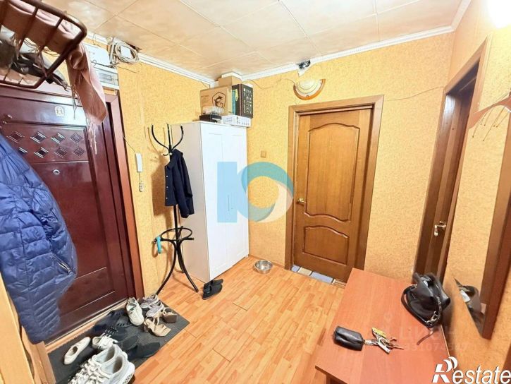 3-комн квартира улица Адмирала Ушакова, 56,  д. 56