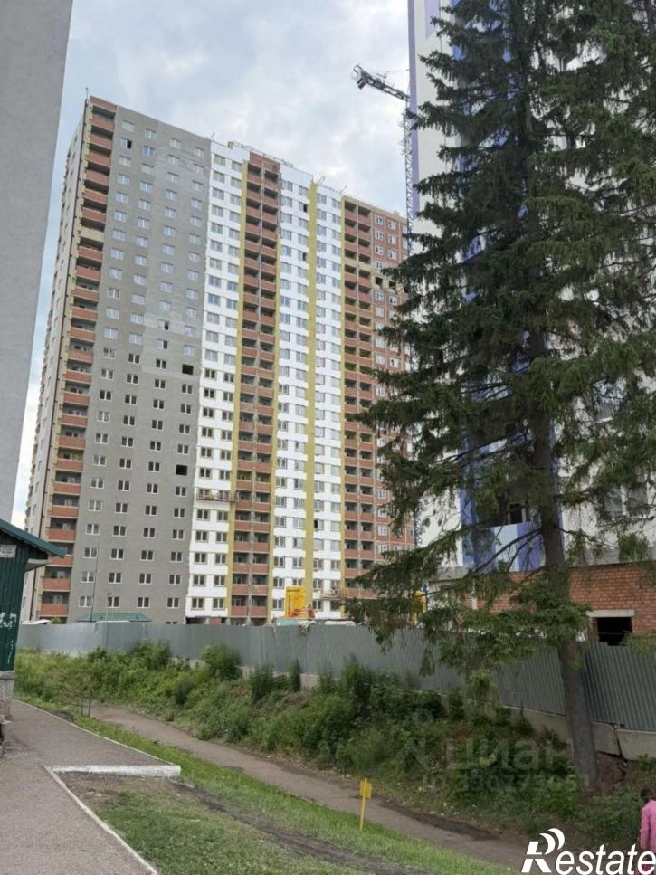 2-комн квартира в новом доме улица Пожарского, 237,  д. 237