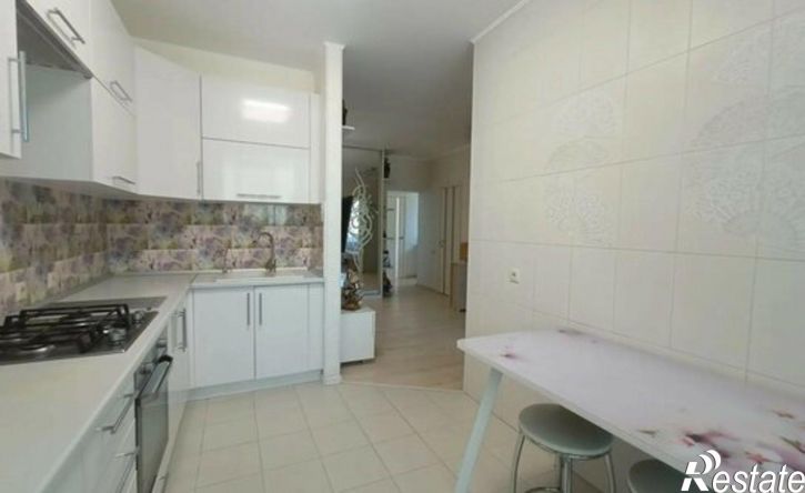3-комн квартира Зайнаб Биишевой улица, 19,  д. 19