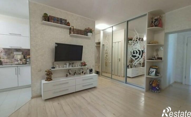 3-комн квартира Зайнаб Биишевой улица, 19,  д. 19