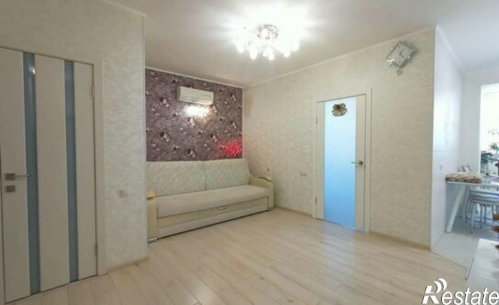 3-комн квартира Зайнаб Биишевой улица, 19,  д. 19