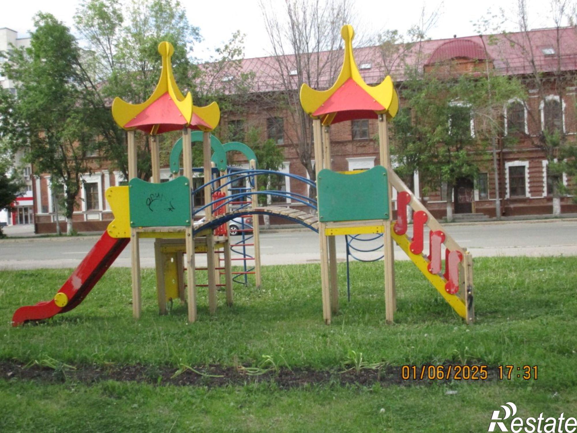 Купить комнату за 2 000 000 рублей на ул Аксакова, 58