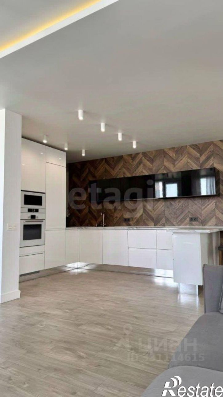 3-комн квартира пр-кт Октября, 107б,  д. 107б