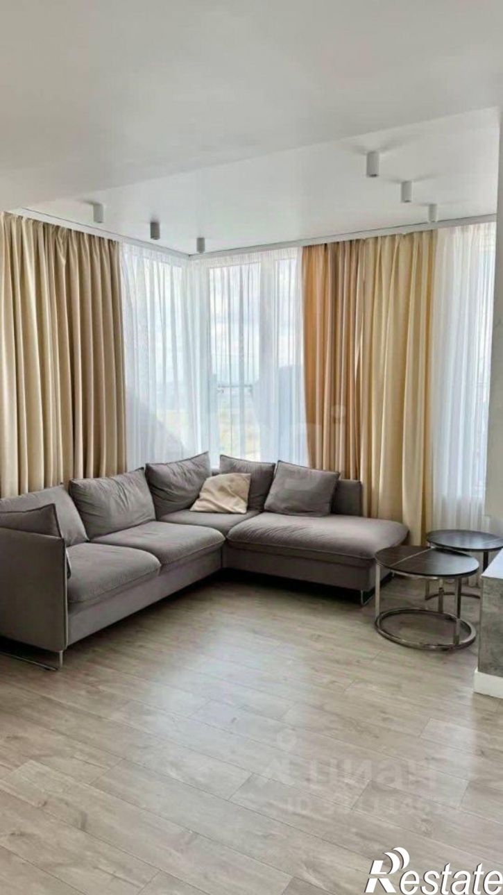 3-комн квартира пр-кт Октября, 107б,  д. 107б