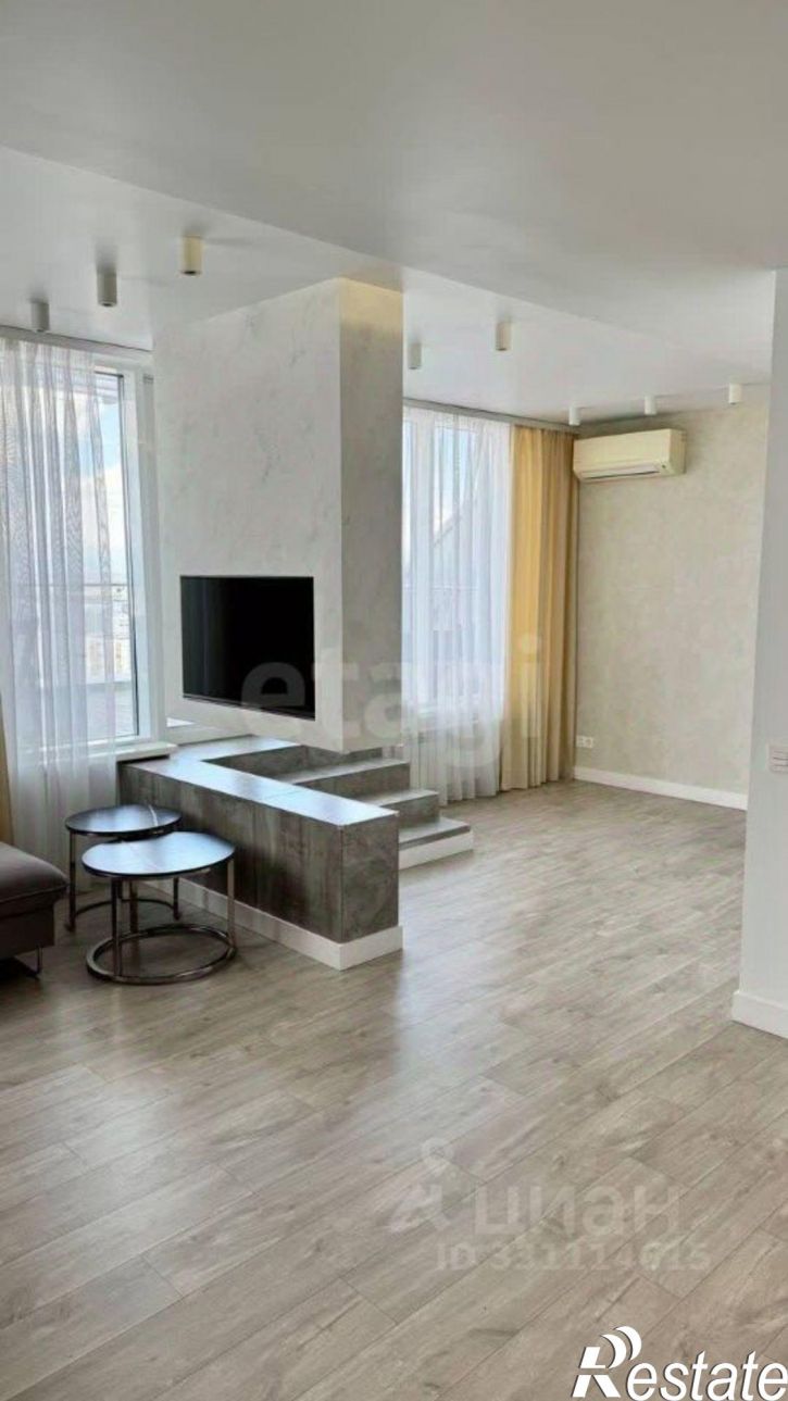 3-комн квартира пр-кт Октября, 107б,  д. 107б
