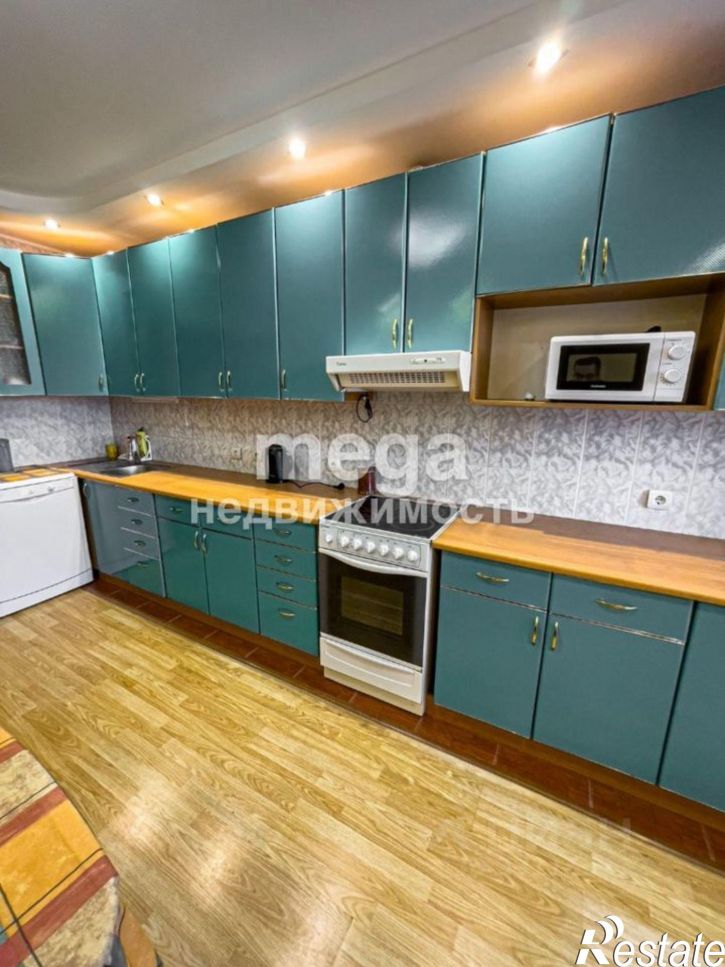 5-комн квартира улица Цюрупы, 130,  д. 130