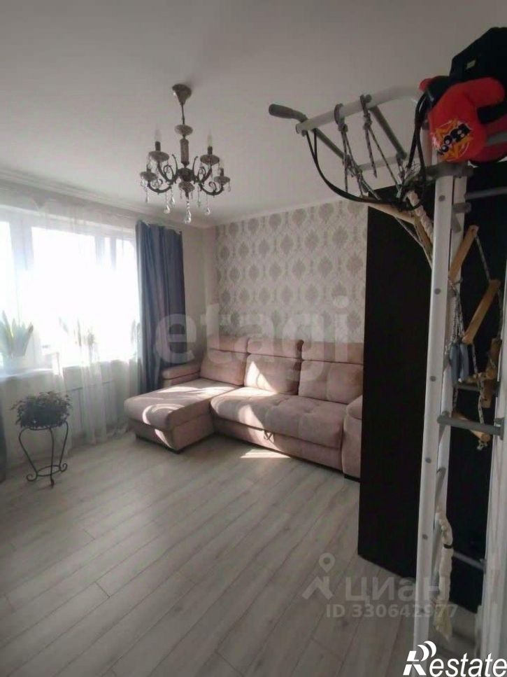 3-комн квартира улица Аксакова, 81/1,  д. 81/1