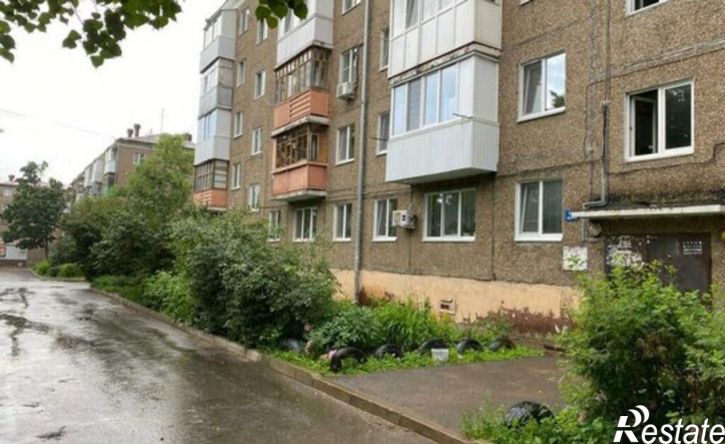 3-комн квартира улица Коммунаров, 58,  д. 58